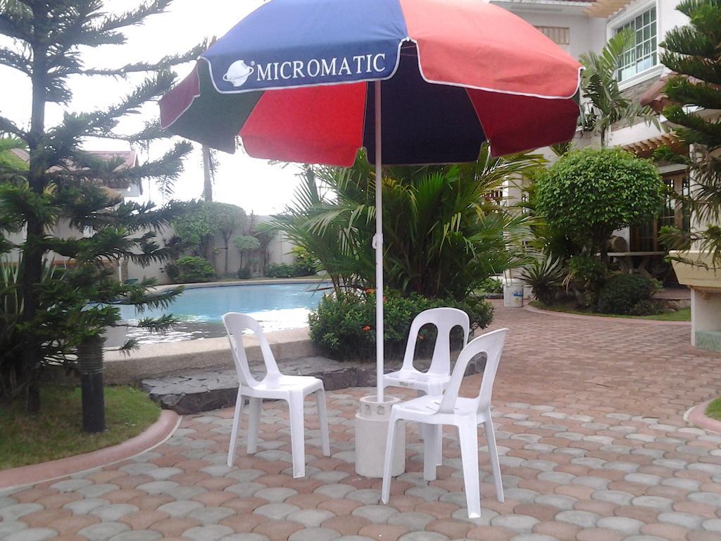 Sir Nico Guesthouse And Resort Pulilan Esterno foto