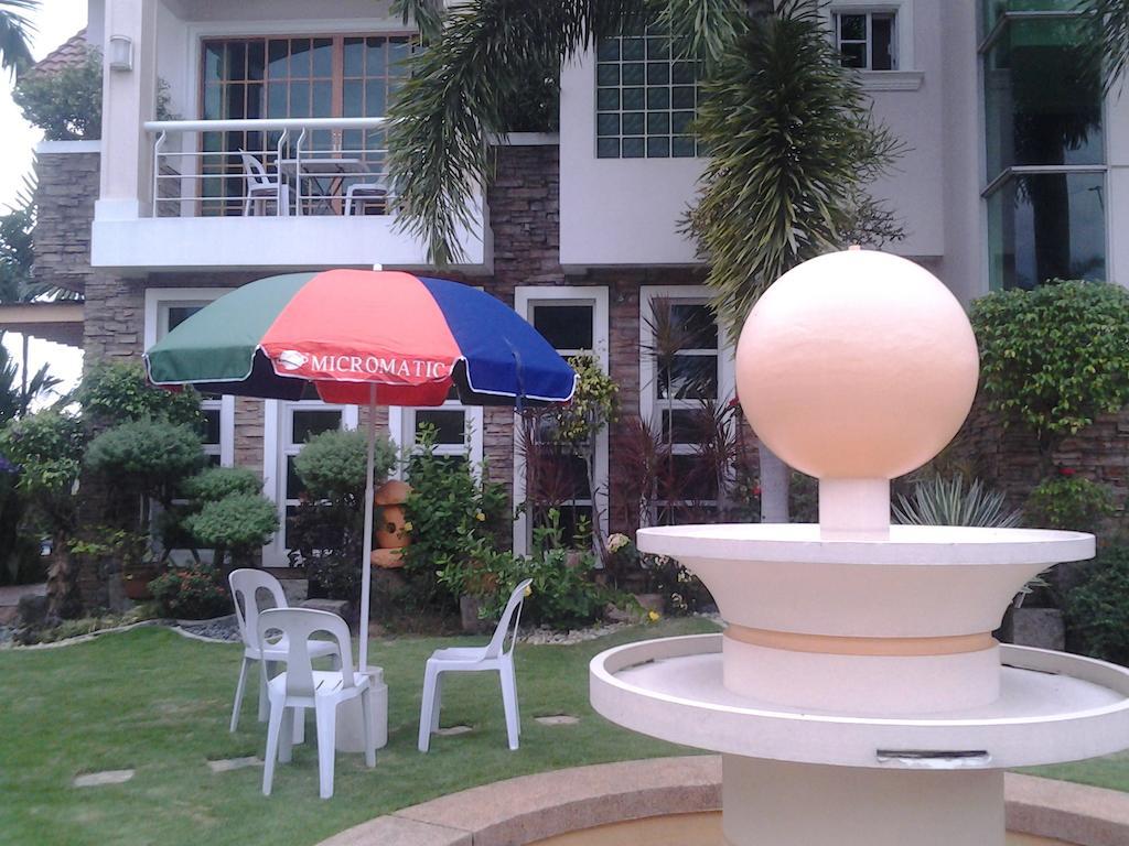 Sir Nico Guesthouse And Resort Pulilan Esterno foto