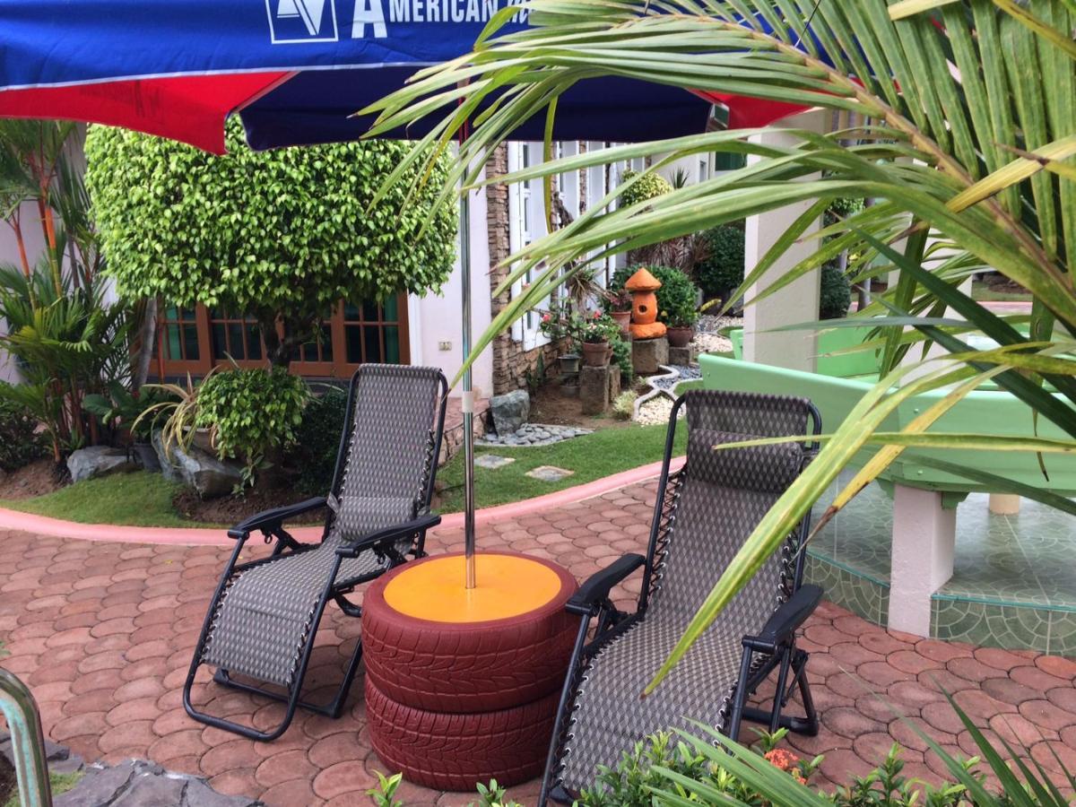 Sir Nico Guesthouse And Resort Pulilan Esterno foto